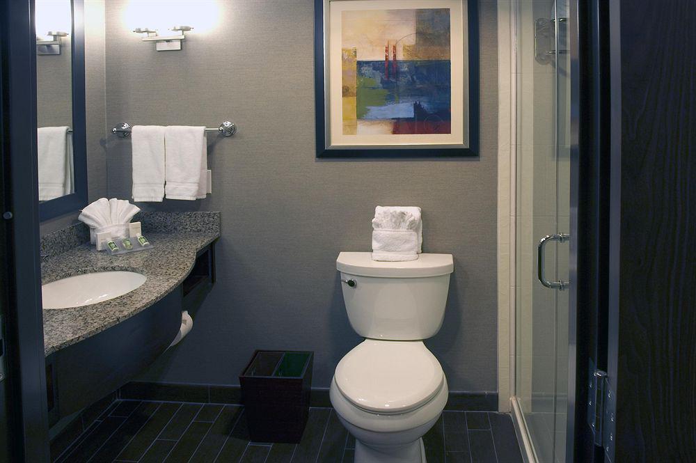 Hilton Garden Houston Nw America Plaza Hotel Jersey Village