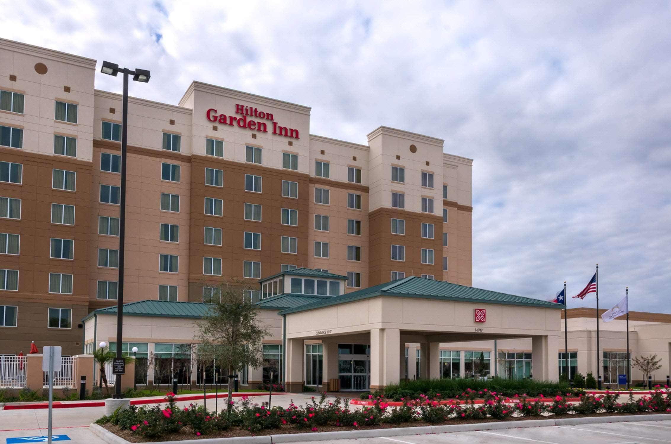 Hilton Garden Houston Nw America Plaza Hotel 3*